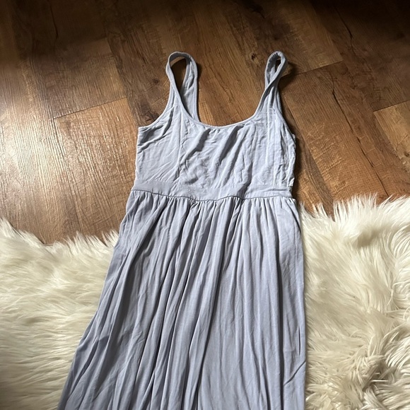 Aritzia Lavender Midi Dress - Picture 3 of 4